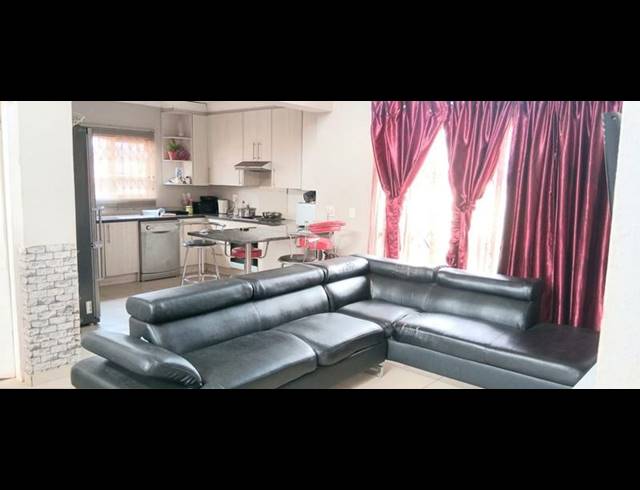 3 BEDROOM HOUSE FOR SALE IN STRUBENVALE